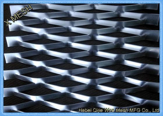 フラットヘビーゲージエキスパンドメタルメッシュ生地表面を持ち上げたサイズ1.2x2.4 M