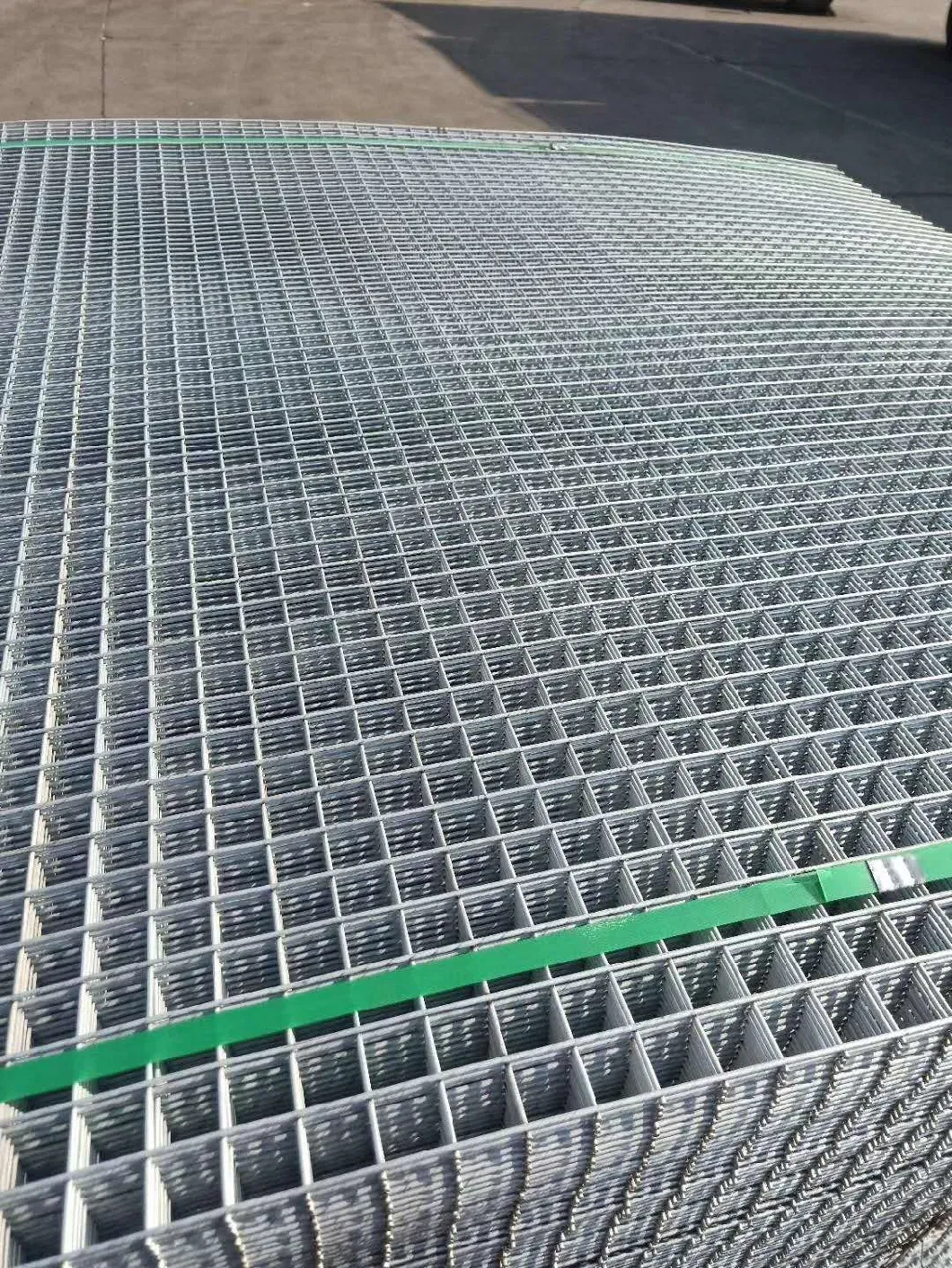 10 x 10 Cmの構造のための高い補強の電流を通された溶接された金網シート 1