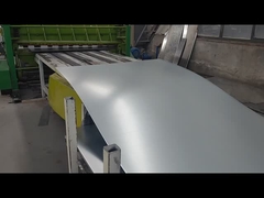 電流を通された鋼鉄グリップの支柱の安全格子