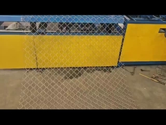 ガルバナイドホールサイクロン 60x60 50フィート PVCコーティングチェーンリンク フェンス 高さ1.8m