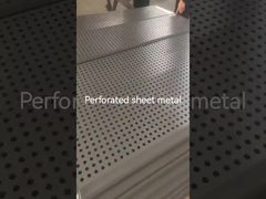 穴あき金属メッシュ