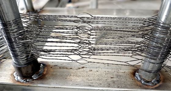 MZP 対戦車金属ワイヤーメッシュ 10x10x1.4m 低視認性バリア