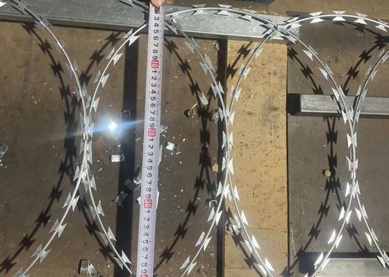 高強度剃刀の刺線 保護網 / 農場フェンス