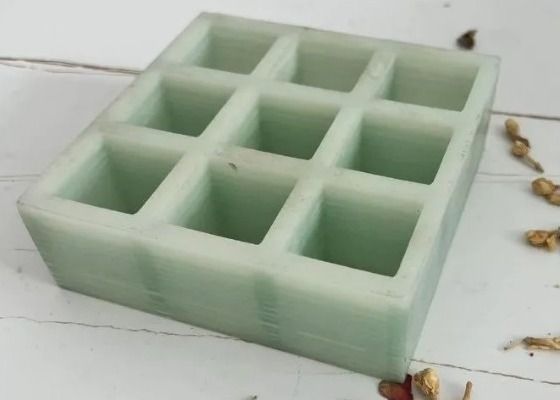 38mm Thickness FRP Pultruded Grating With Gritted Surface And Bolt Fixing Installation