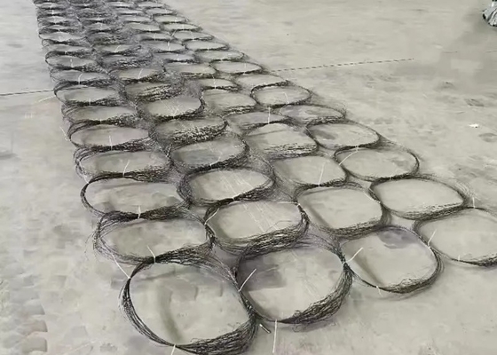 MZP プタンカ ワイヤーメッシュバリア防衛ネットワーク 10x10x1.4m