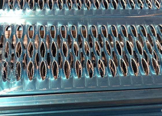 熱浸した丸い穴 S275jr 鋼筋ガラス格子