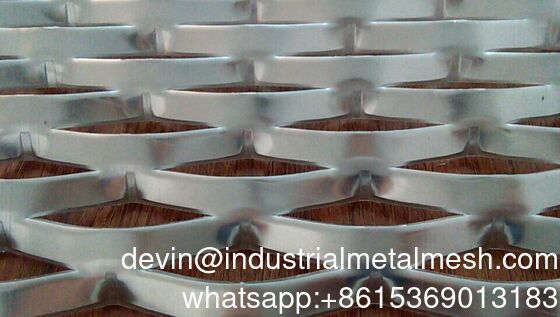 建設床格子、階段踏み板、床、コンクリート、レンガ、足場用の高強度ヘビーデューティ平坦化耐候性エキスパンドメタルメッシュ