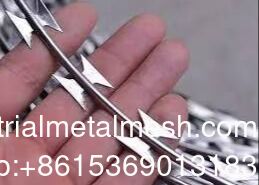 ASTM F2453 産業バリアシステム