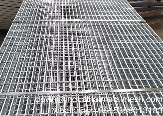メッシュ 30 X 100 mm 天井鋼格子鋼 海上平面プレート形式のプラットフォーム