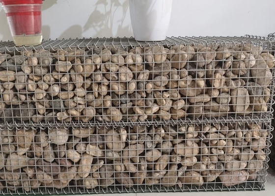 角目はGabionのバスケットを電流を通した鋼線2x1x1に溶接した