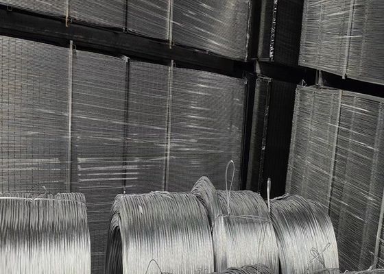多機能エレクトロによって溶接される電流を通された鳥籠の溶接された鉄の金網