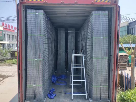 2x2ステンレス鋼の浸る溶接された金網のパネル6mmの熱い電流を通される