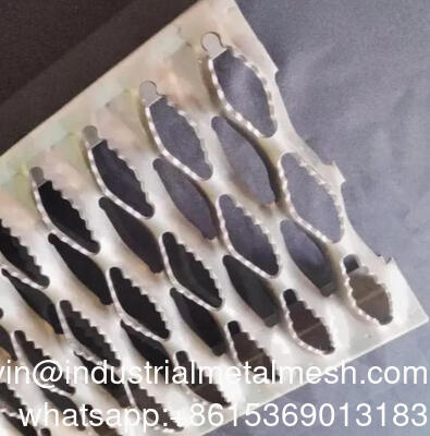 防滑鋼穴式安全格子 ダイヤモンドグリップ ストラット 歩道材 板 プラットフォーム歩道のための安全格子