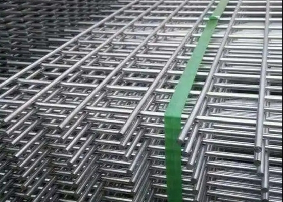 20x20cmの構造のための4mm溶接された金網シート