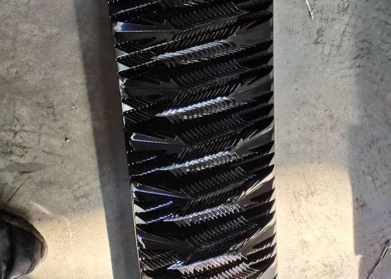 コーティングの大きい反上昇2mmの壁の保証壁のスパイクを粉にしなさい